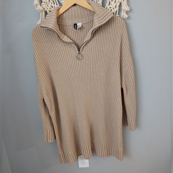 2/$20 H&M sweater Tan Zip Large Ribbed Knit Wide Sleeve Oversized - Picture 4 of 7